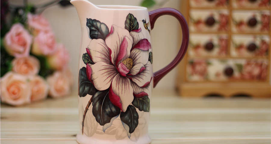 Magnolia Smilling Ceramic Water Pitcher